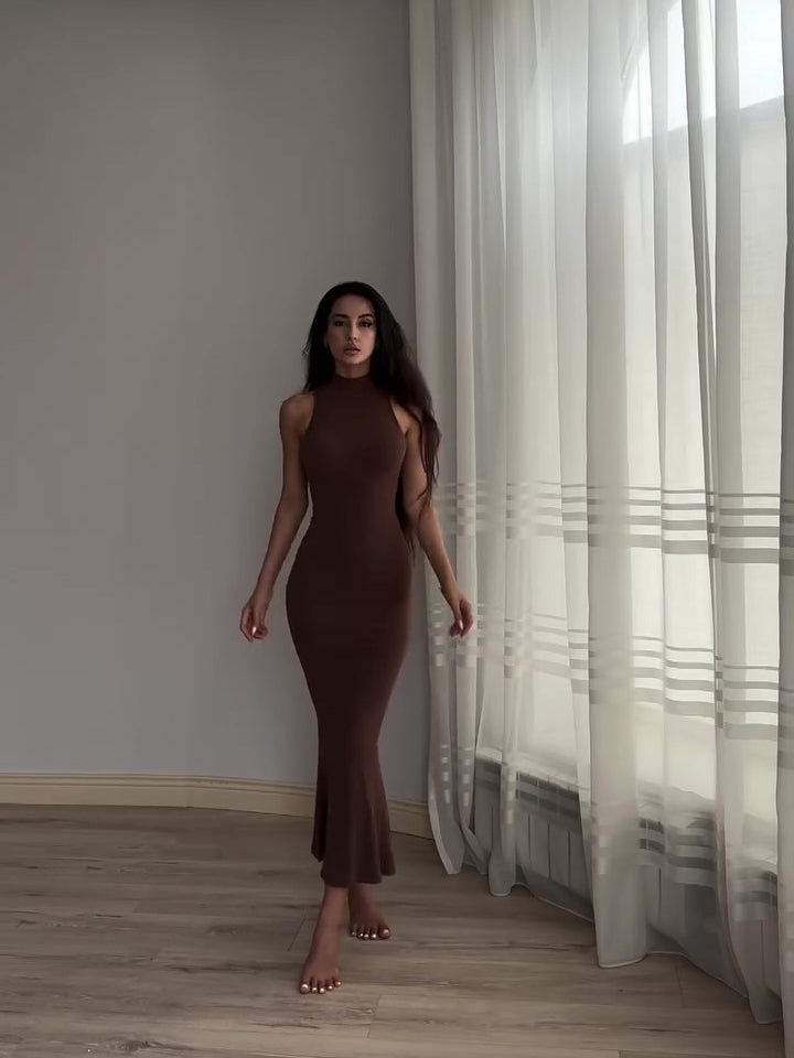 Solid Color Sleeveless Bodycon Dress